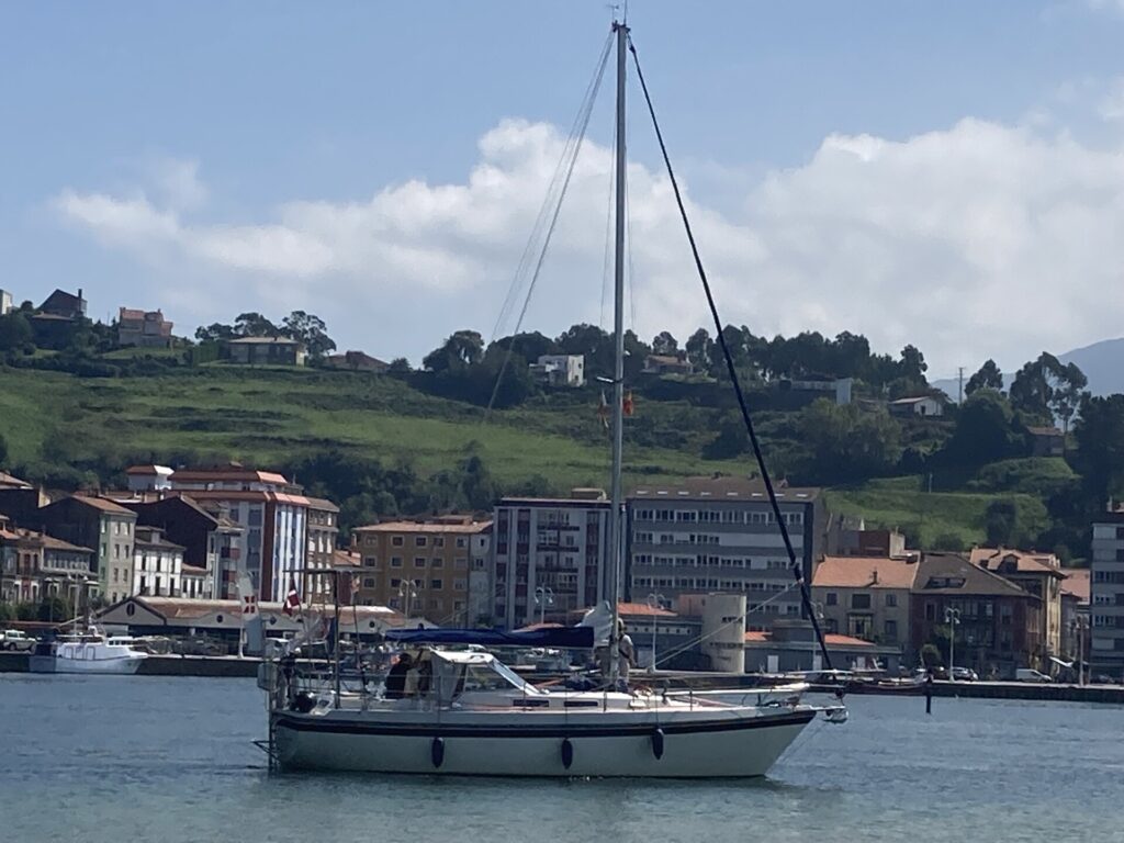 Velero Puerto Ribadesella - Apartamento “Riba De Sella”
